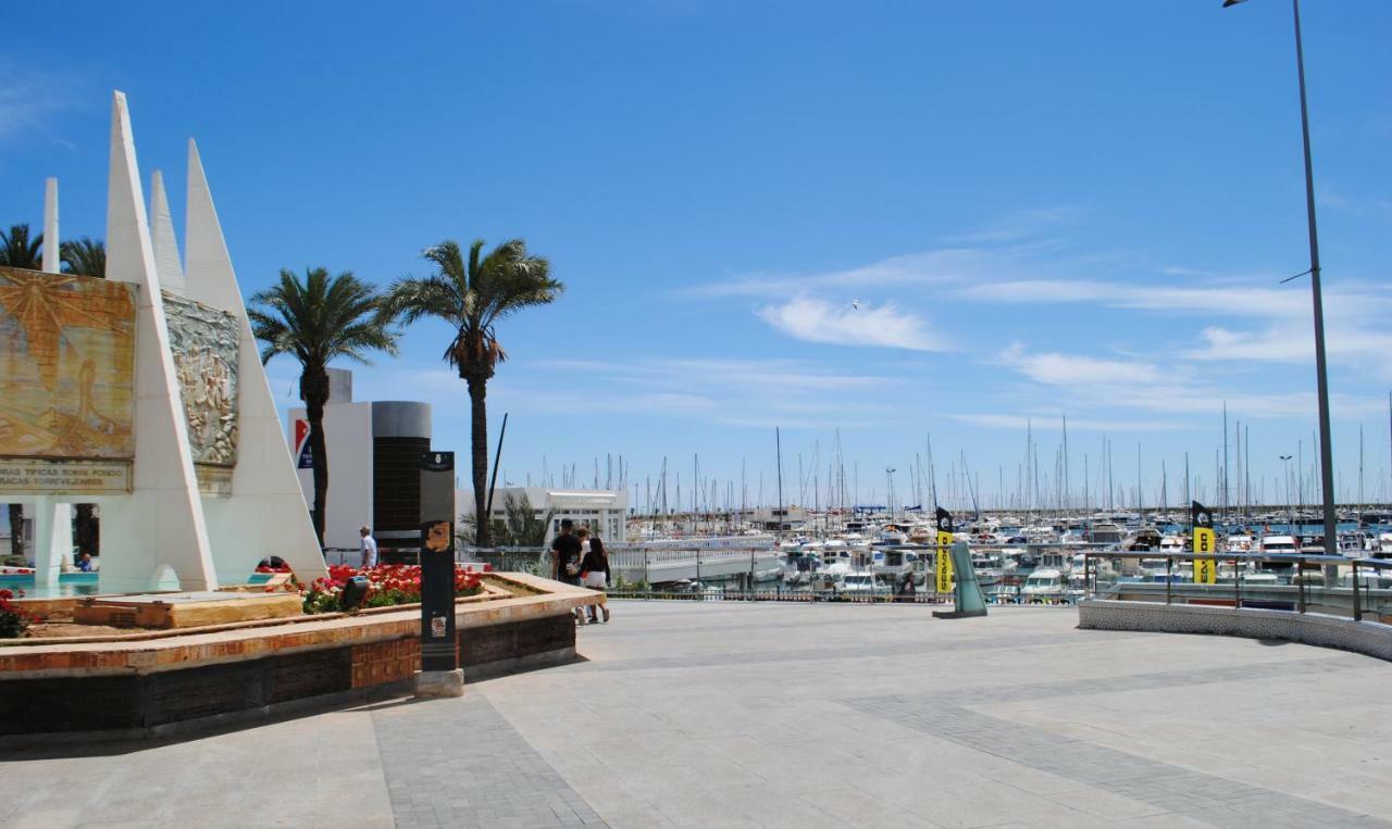 Casablanca Penthouse Apartment With Private Roof Terrace 70M2 托雷维耶哈 外观 照片